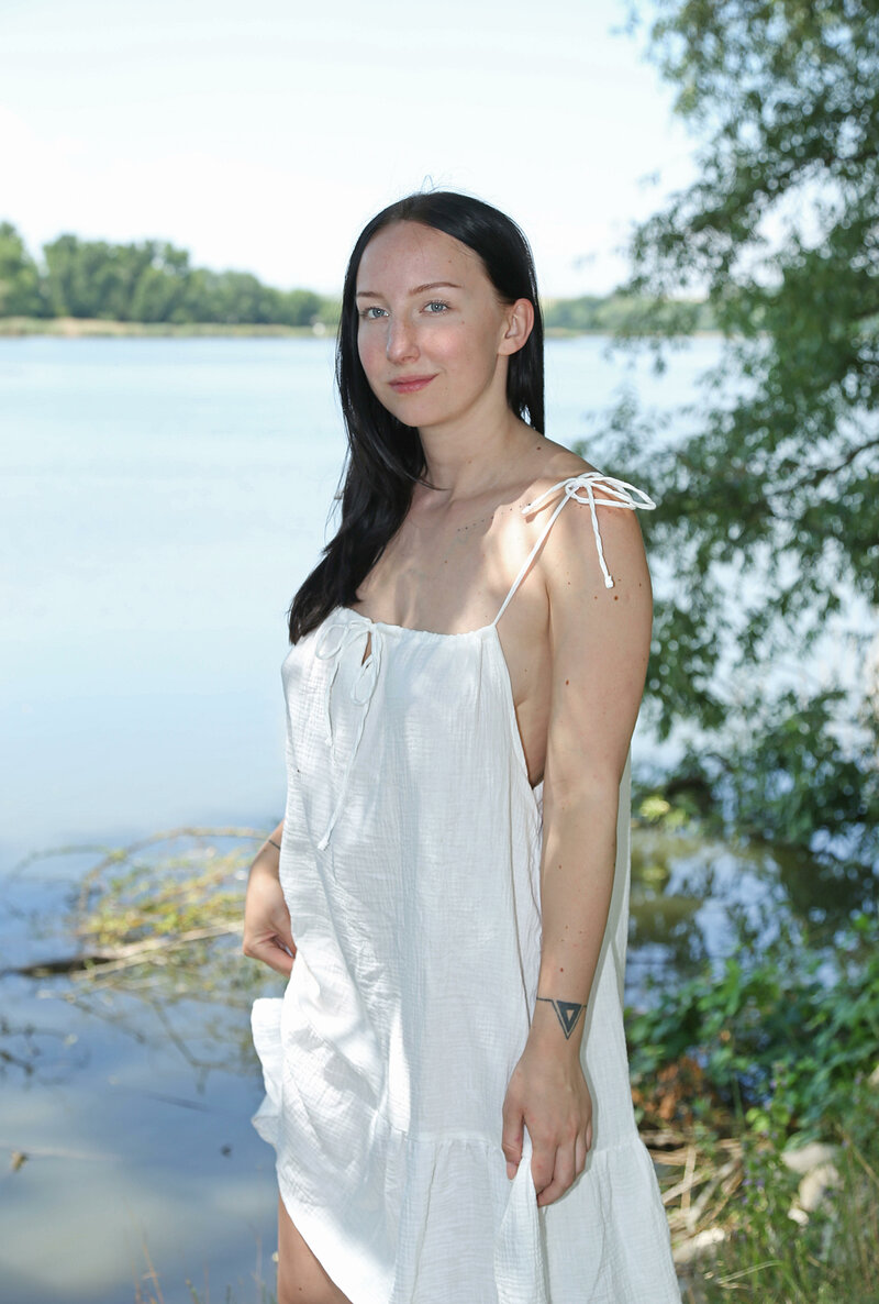 Алёна, 22 года, 2 размер груди